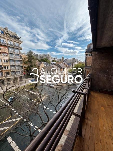 Foto f6893770-06fa-402a-82a1-3bc23b05fc0a. Alquiler piso  av. andalucia en Cerrillo de Maracena - Periodistas Granada