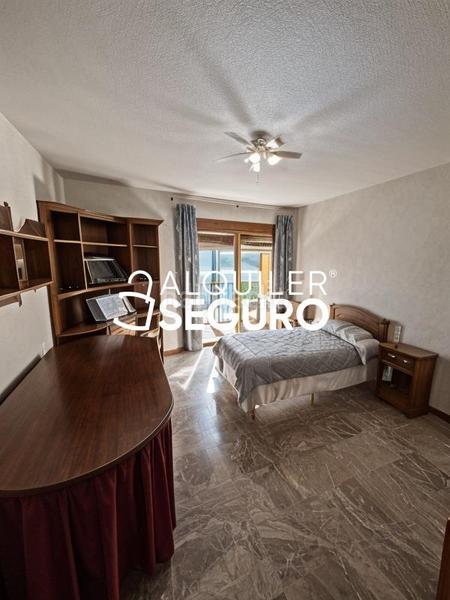 Foto 5d452613-67a1-47ed-b281-aab82a7f8555. Rent flat with heating parking in Cerrillo de Maracena - Periodistas Granada