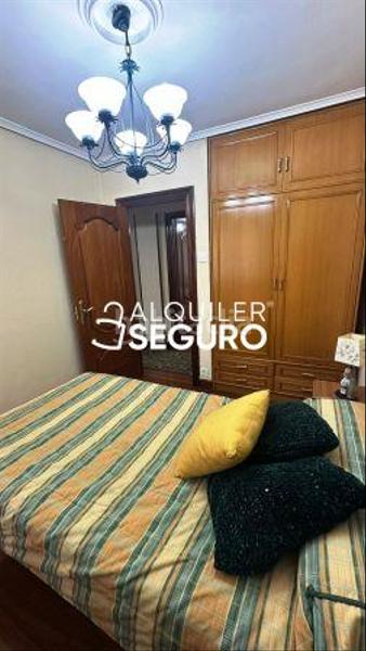 Foto 49ea1fe0-8df3-4554-b0cd-43b0e22596a2. Alquiler piso  c juan de mena en Arteagabeitia - Retuerto - Kareaga Barakaldo