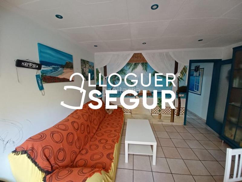 Foto f4c3a6f0-006c-430f-ad25-95ba715174e6. Affitto appartamento in El Raval Santa Coloma de Gramenet