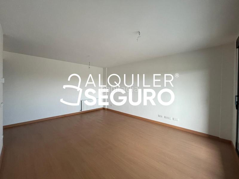 Foto 2b4a0e18-8857-4ce7-bad9-9f18df1eb39c. Affitto appartamento con riscaldamento parcheggio piscina in Leganés