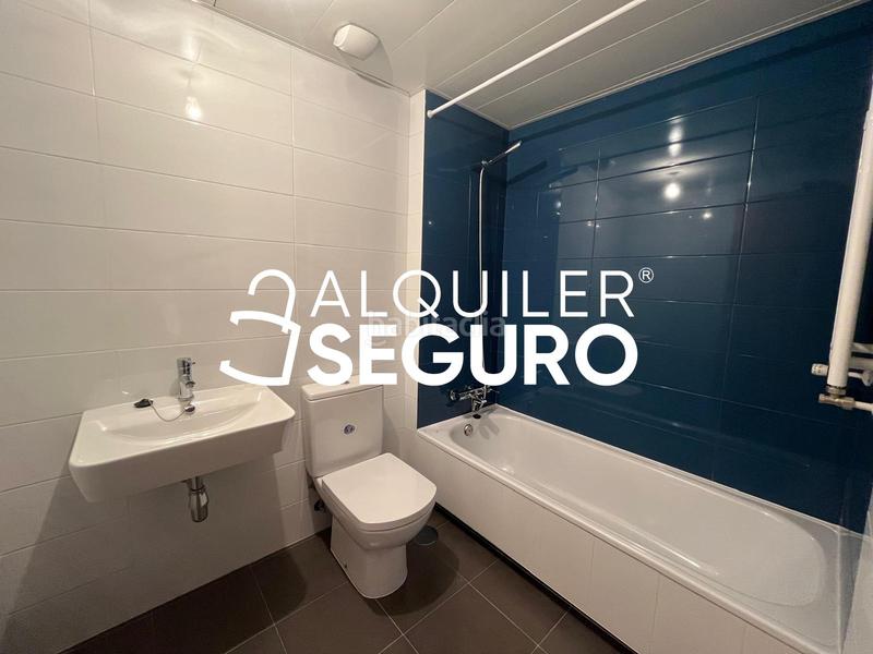 Foto e60f3b82-dc7e-4421-ae4e-c5e9c71520c7. Affitto appartamento con riscaldamento parcheggio piscina in Leganés