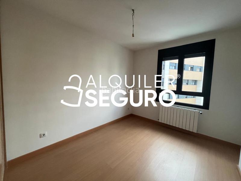 Foto 9a8e9f4f-75c1-4a7d-ae16-2a5abd48bc98. Lloguer pis amb calefacció aparcament piscina a Solagua Leganés