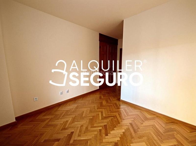 Foto 6c4793e5-777d-4e73-8ba1-5feca67c320f. Rent flat with heating pool in Pinar del Rey Madrid