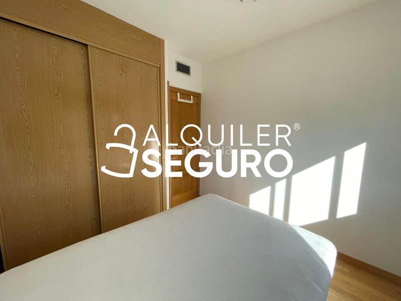 Foto 07cd99fa-cf20-44e3-92ec-cc98e11ebeb0. Lloguer pis amb calefacció aparcament piscina a Cuatro Vientos Madrid