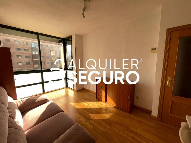 Foto 501134a3-a65e-40b2-887d-2893541f5126. Miete etagenwohnung mit heizung parking pool in Cuatro Vientos Madrid