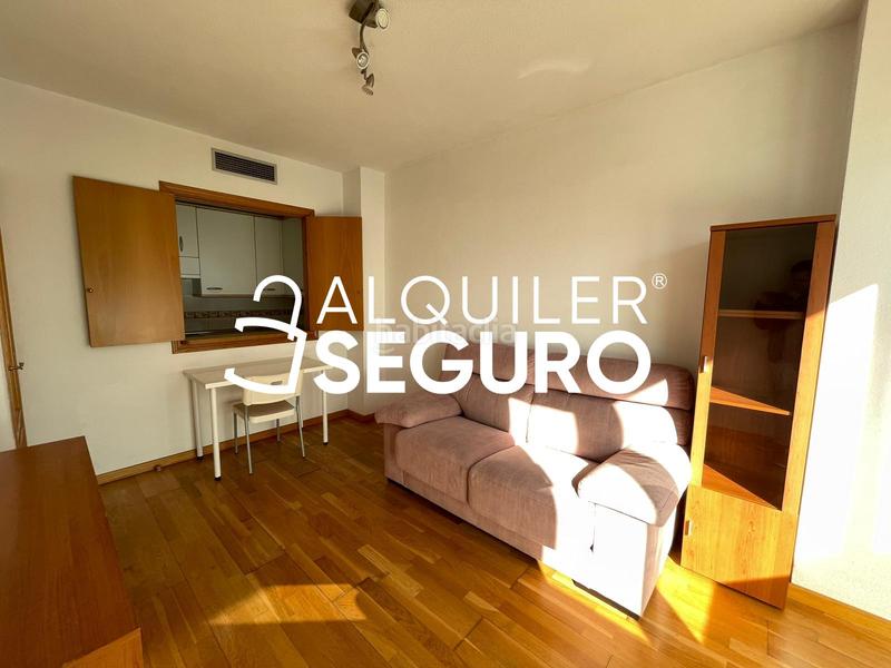Foto 60c8ce51-549c-4219-b7d6-abcc9a182c74. Rent flat with heating parking pool in Cuatro Vientos Madrid