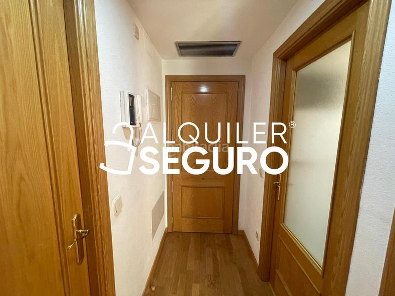 Foto 9c4b3e9c-7e99-4386-9711-1e59021e224a. Rent flat with heating parking pool in Cuatro Vientos Madrid