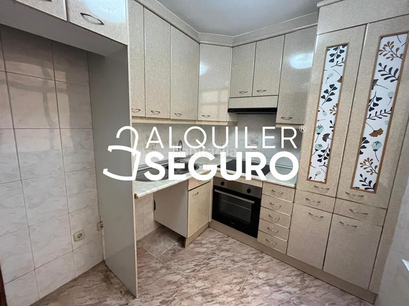 Foto 5d833ec3-b893-4f1a-a04b-3c7669ac8b2e. Location appartement avec chauffage dans Zarzaquemada Leganés