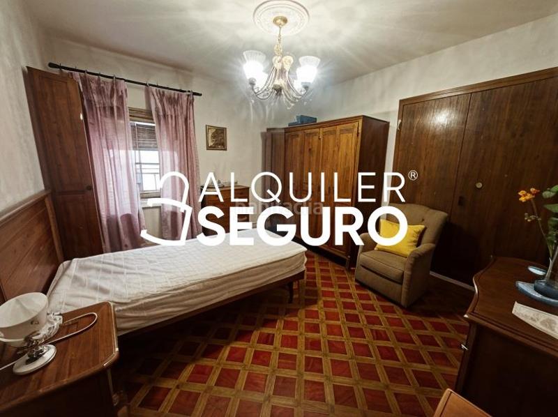 Foto 9a4b50a0-fe60-48af-921a-770960a1916f. Location appartement avec chauffage dans Almendrales Madrid