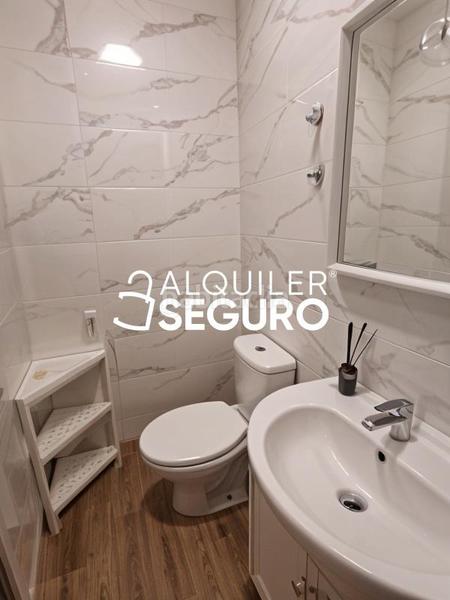 Foto 025434bd-5aa0-4bbf-a432-7225c35329f2. Miete etagenwohnung mit heizung in Comillas Madrid