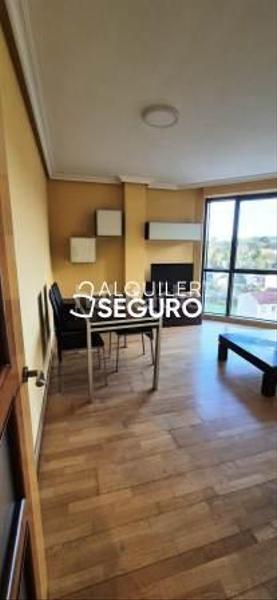 Foto 0e6c08e1-2bfb-4828-ba24-550cdd2a6caf. Rent flat with heating in Fozaneldi - Tenderina Oviedo