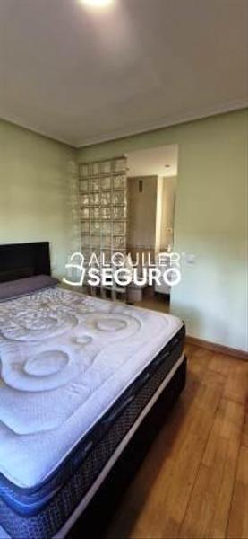 Foto b0dafe3c-0fb1-45eb-966b-47eb7a2c5387. Rent flat with heating in Fozaneldi - Tenderina Oviedo
