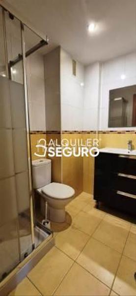 Foto cbed046a-00e5-486a-a504-dfe313f43424. Rent flat with heating in Fozaneldi - Tenderina Oviedo
