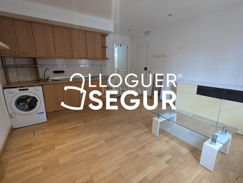 Foto 576a05c0-9797-46d9-92c8-3fe947ab3a2b. Alquiler estudio  c del pare jacint alegre en Barcelona