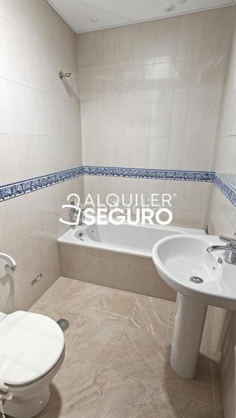 Foto 344ee25c-a617-41c2-99f3-bd3f2ffa391e. Alquiler chalet  c pedro de valdivia en Oromana Alcalá de Guadaira