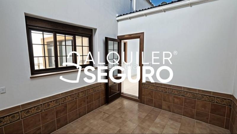 Foto fcc89dcd-d815-4c56-8f89-e4860e698fdc. Alquiler chalet  c pedro de valdivia en Oromana Alcalá de Guadaira