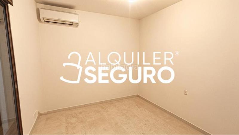 Foto f87526ec-c2d9-4cad-a1aa-b97da5f3b222. Location chalet avec parking dans Oromana Alcalá de Guadaira