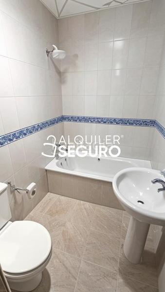 Foto f3a59859-ef7a-4438-8e23-f9cd72868048. Miete chalet mit parking in Oromana Alcalá de Guadaira