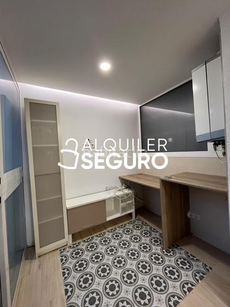 Foto 3d0e15b4-6d12-4849-a311-6ce3bf20267c. Alquiler piso  c angelillo en Palomeras Sureste Madrid