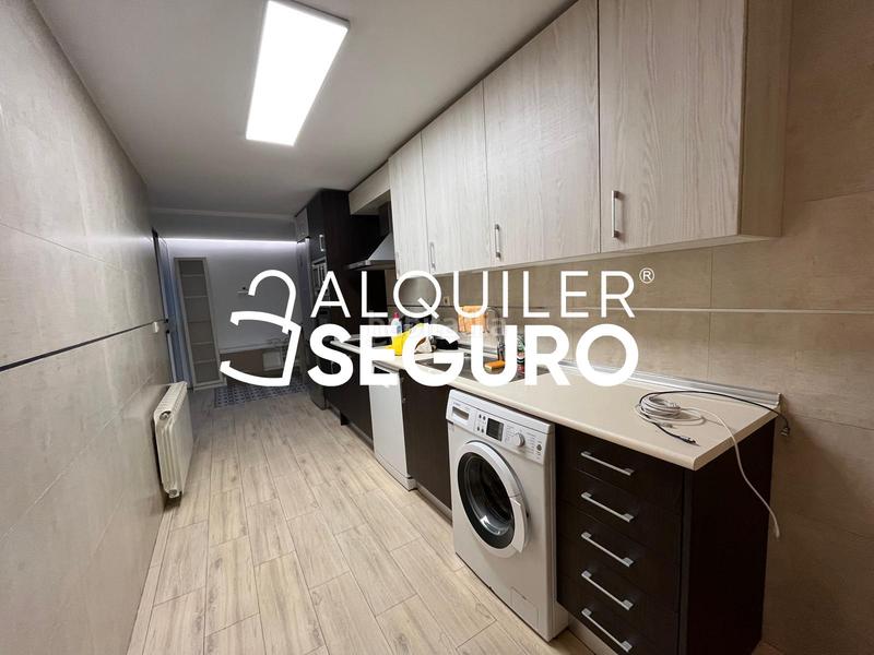 Foto 92dd92ec-2ca6-4395-a556-230a7fa8a69b. Rent flat with heating in Palomeras Sureste Madrid