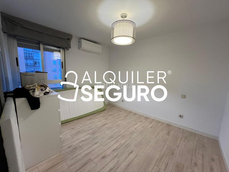 Foto bad8045e-cb8a-43bc-901e-362cc1112114. Rent flat with heating in Palomeras Sureste Madrid