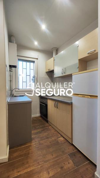 Foto 05b87519-7af0-4610-ac2d-cb009034e8f5. Alquiler piso  c de treviño en Ríos Rosas-Nuevos Ministerios Madrid