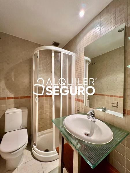 Foto 7115adbc-6fec-46ec-bde5-cc07a723d5c4. Location appartement avec chauffage parking piscine dans Madrid