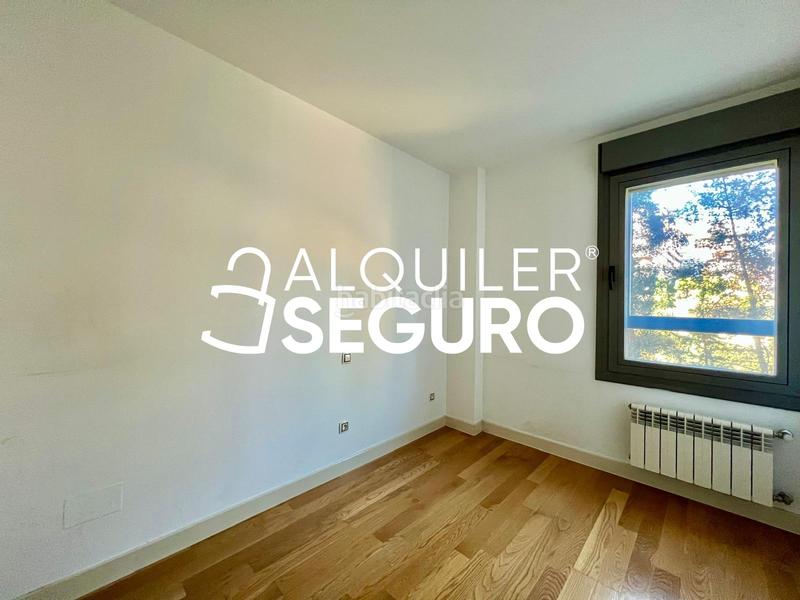 Foto 43023951-b125-4c3c-9bb8-a53f98fdfd8b. Rent flat with heating parking pool in San Juan Bautista Madrid