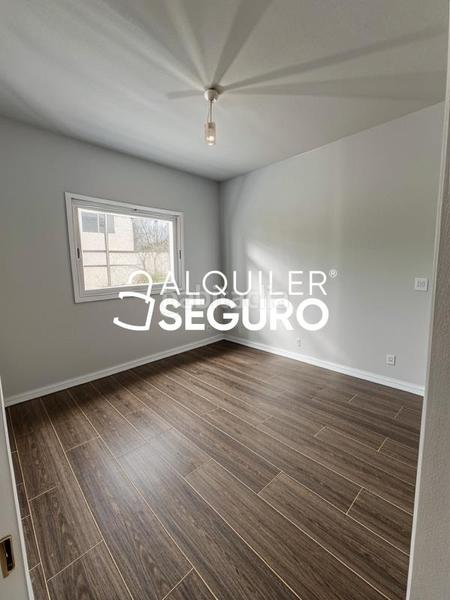 Foto cc3ee416-6e4d-497b-a5d0-d5f9e8405e8f. Alquiler chalet  c san roque en Ajalvir