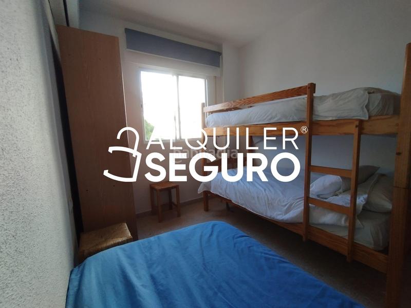 Foto 40c98f03-46c9-41c0-bf1b-f3a8df050667. Alquiler piso  c hermanos galan casero en Centro ciudad Fuengirola