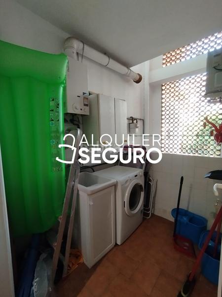 Foto 4a3b9a89-eab2-46cd-b86c-30016ce2a033. Alquiler piso  c hermanos galan casero en Centro ciudad Fuengirola