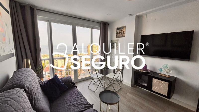 Foto 18c48c7b-a98d-41c4-b4b6-8e7b45c6e502. Alquiler piso  c la cascada en Manantiales-Estación de Autobuses Torremolinos