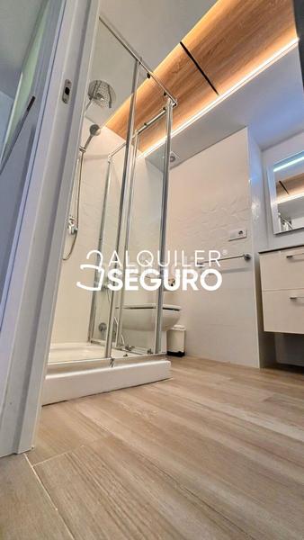 Foto 98092315-c5e2-4b9e-996d-7d0da35faf87. Rent flat with parking in Manantiales-Estación de Autobuses Torremolinos