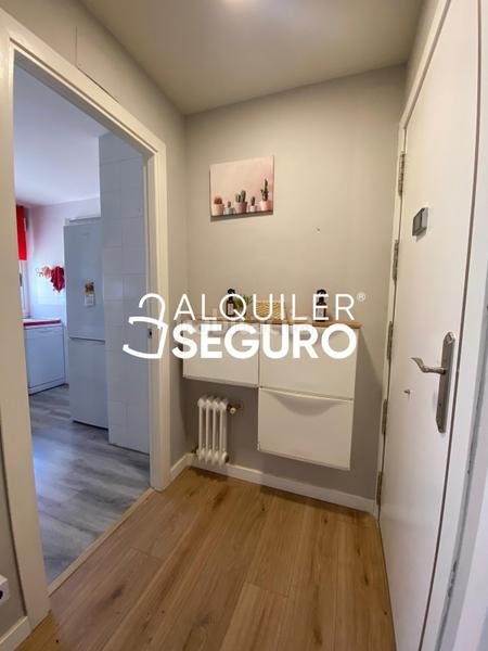 Foto 3c5f7e86-4a1b-41fb-bc94-dbb5b9ff41c2. Miete etagenwohnung mit heizung parking in Palomeras Bajas Madrid