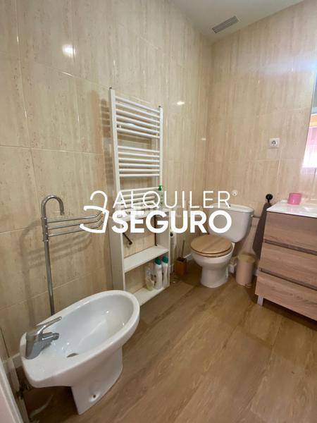 Foto fd6ce529-486b-44ef-a35a-9dc29747f734. Miete etagenwohnung mit heizung parking in Palomeras Bajas Madrid