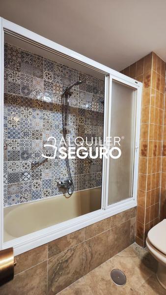 Foto 06c9a7fc-5a6a-4cc3-9b11-1c8941cd8eba. Miete etagenwohnung mit heizung in Castillejos-Cuzco Madrid