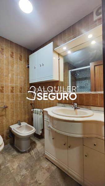 Foto ba81abf5-0bf9-4e29-8661-3cdceeb2bbb7. Miete etagenwohnung mit heizung in Castillejos-Cuzco Madrid