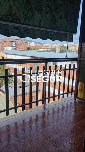 Foto d0ee3b4a-6610-4d72-b217-2d86682aff68. Alquiler piso  av. carrilet del lhospitalet de llobregat en Hospitalet de Llobregat (L´)