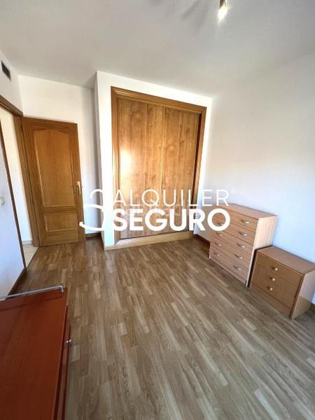 Foto 1a7feff3-e4c4-4330-ad43-d13f9056b2c3. Alquiler piso  c caballeros en Esquivias