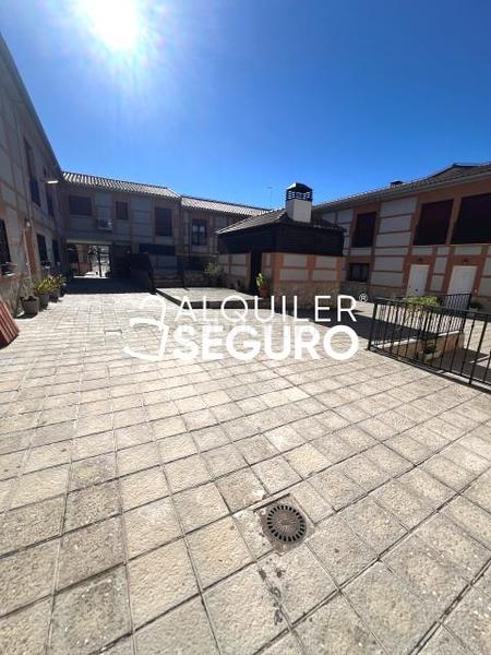 Foto b4e0852e-13c9-43c4-af1a-f24aa1645059. Alquiler piso  c caballeros en Esquivias