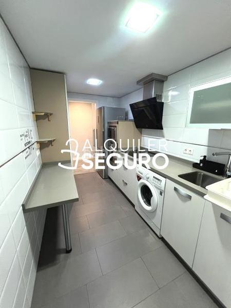 Foto 79b75950-8b8c-495c-b678-a320315ea61e. Affitto appartamento con riscaldamento in Reyes Parla