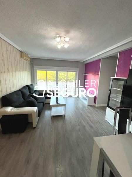 Foto e3e71ed7-59c1-4418-af01-7deea5554c6e. Affitto appartamento con riscaldamento in Reyes Parla