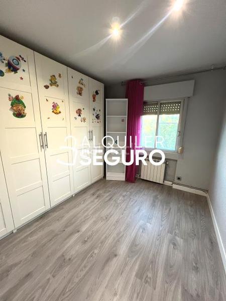 Foto 3b75bb81-f792-45eb-a776-48a852d8ff85. Location appartement avec chauffage dans Reyes Parla