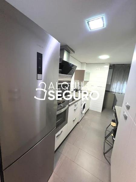 Foto a442d495-95ce-4cf0-adae-67c828ba0436. Location appartement avec chauffage dans Reyes Parla