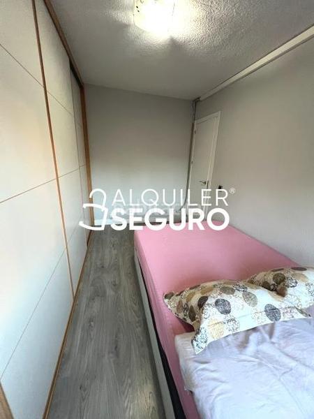 Foto 3322617a-347f-4154-b310-c24f5ac36dd2. Rent flat with heating in Reyes Parla