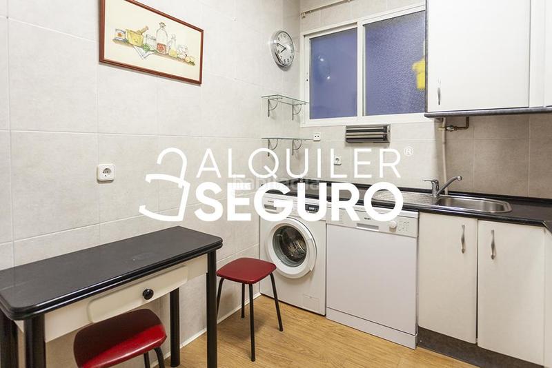 Foto 33be01ff-2a92-4de9-9720-e9972db8f6ea. Alquiler piso  c del principe de vergara en Hispanoamérica-Bernabéu Madrid