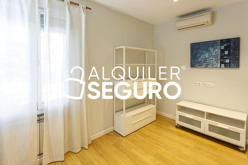 Foto 1f2e61db-e37d-478b-a4cb-1cff57193365. Location appartement avec chauffage dans Hispanoamérica-Bernabéu Madrid
