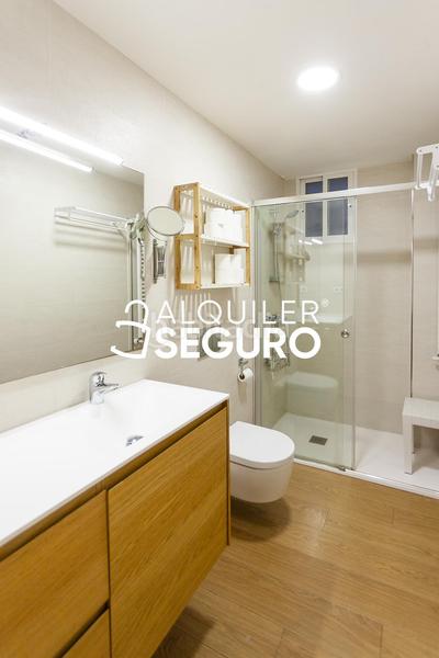 Foto 4ec3c97a-5393-4886-b5f1-75024f2ce9d4. Location appartement avec chauffage dans Hispanoamérica-Bernabéu Madrid