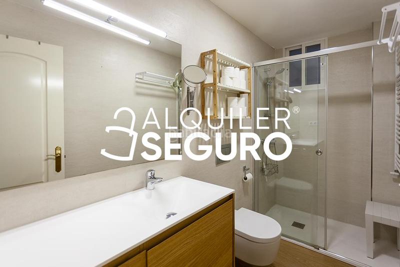 Foto 5b43f262-cc62-4d14-9dcb-d4cb9957b68e. Location appartement avec chauffage dans Hispanoamérica-Bernabéu Madrid